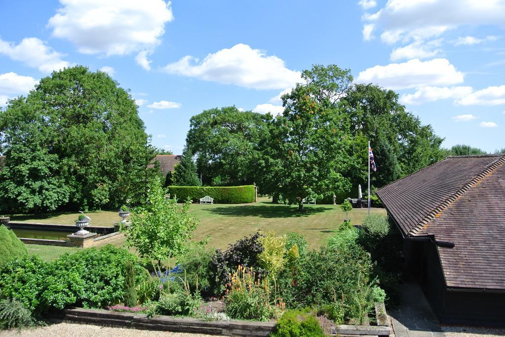 Frith Farm House Cottages Newnham  Habitación foto