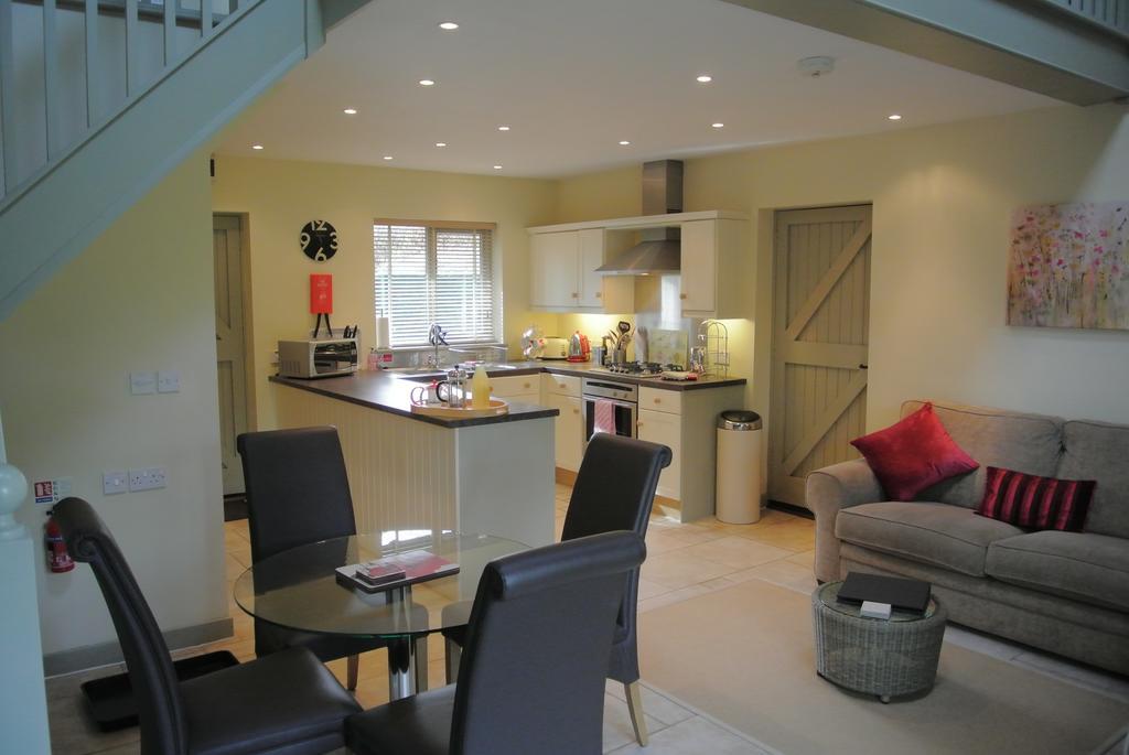 Frith Farm House Cottages Newnham  Habitación foto