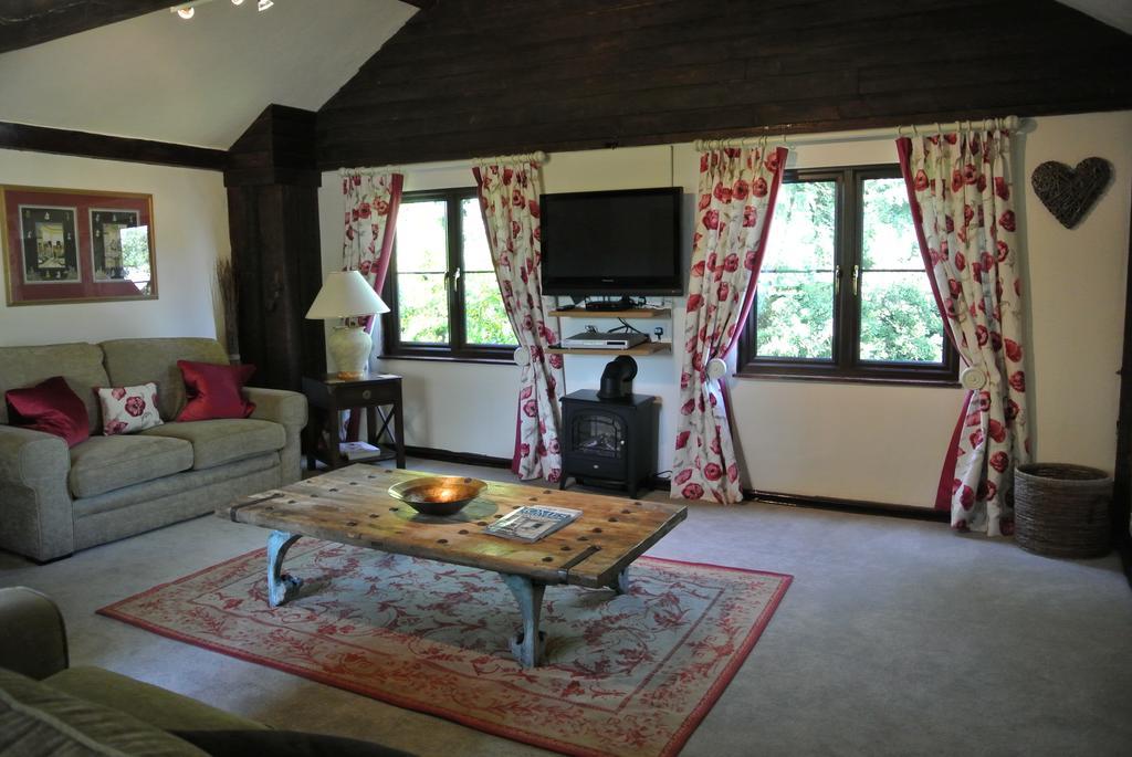 Frith Farm House Cottages Newnham  Habitación foto