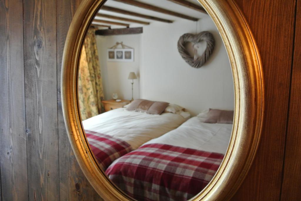 Frith Farm House Cottages Newnham  Habitación foto